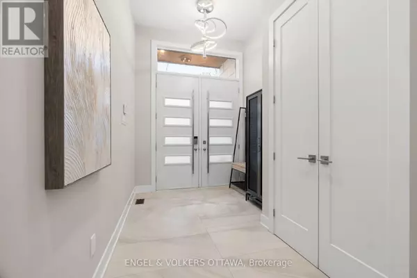 Ottawa, ON K1Y0M3,190 NORTHWESTERN AVENUE