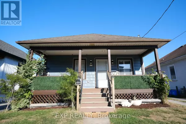 Niagara Falls (stamford), ON L2J2N8,3968 ST PETER AVENUE