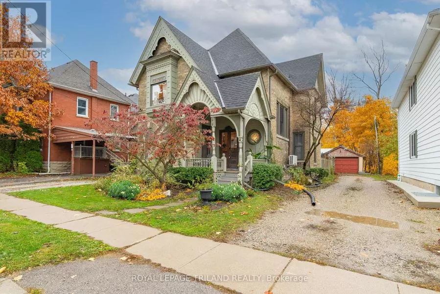 34 GLADSTONE AVENUE, St. Thomas, ON N5R2L4