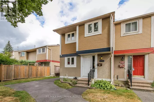 1800 STONEHENGE CRESCENT, Ottawa, ON K1B4Z9