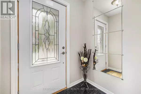 Arnprior, ON K7S1E7,107 MARY STREET