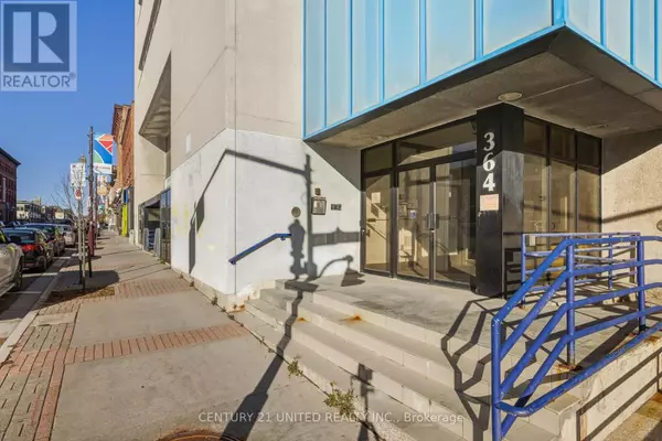 Peterborough (town Ward 3), ON K9H3L6,364 WATER STREET