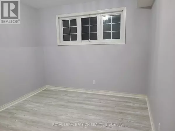 Niagara Falls (ascot), ON L2H3E9,8001 Woodsview CRES #Lower