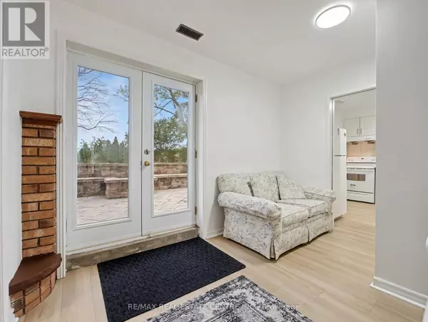 Hamilton (buchanan), ON L9C1S8,GROUND FLOOR - 19 VERONA PLACE