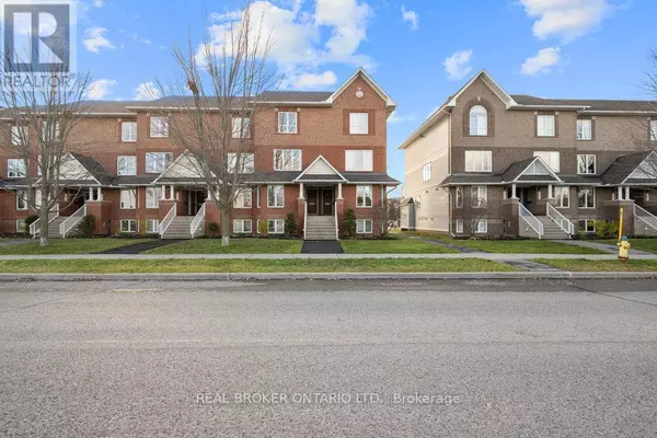 293 Aquaview DR #10, Ottawa, ON K4A0B6