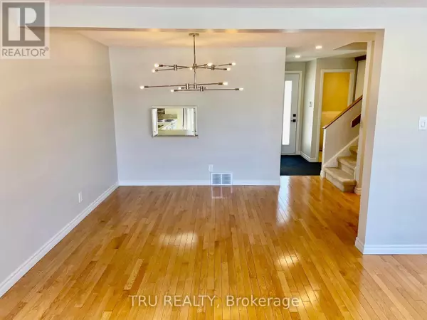 Ottawa, ON K1B4N7,2285 STONEHENGE CRESCENT