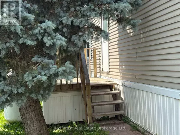 Centre Wellington, ON N1M2W5,6 LANE STREET