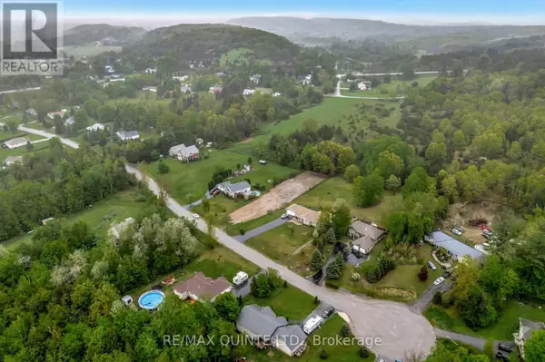 Quinte West (murray Ward), ON K0K2C0,43B DEERFIELD DRIVE