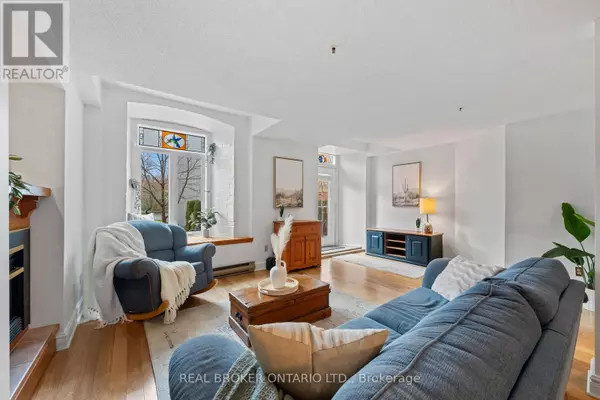 Mississippi Mills, ON K0A1A0,1 Rosamond ST East #6