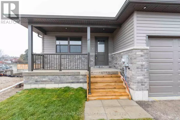 Brighton, ON K0K1H0,25 CLAYTON JOHN AVENUE