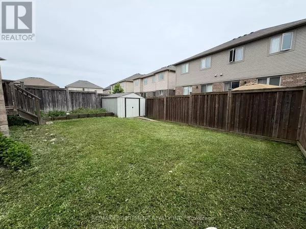 Hamilton (stoney Creek Mountain), ON L8J1R5,136 WESTBANK TRAIL