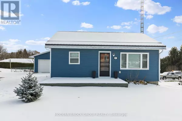 Athens, ON K0E1B0,11 MAIN STREET W