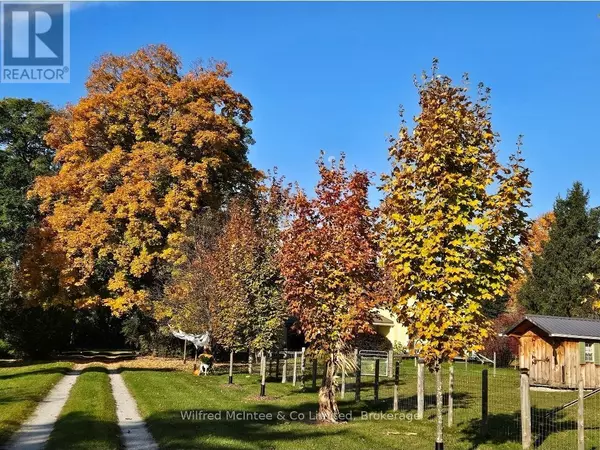 Georgian Bluffs, ON N4K5N4,318840 GREY RD 1