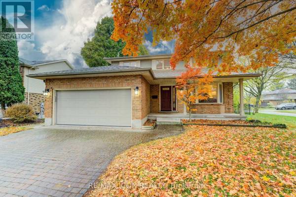 2 DUNNINGTON COURT, Kitchener, ON N2A3M5