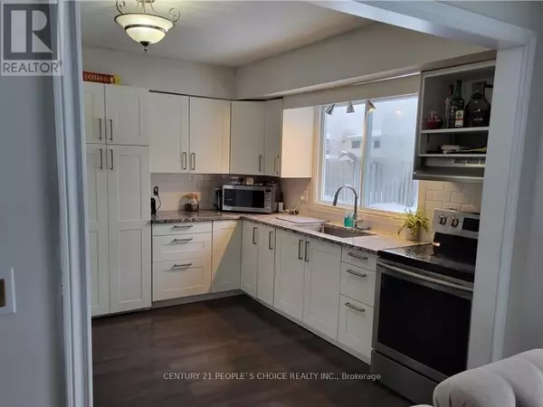 Niagara Falls (ascot), ON L2H1X3,8166 PADDOCK TRAIL DRIVE