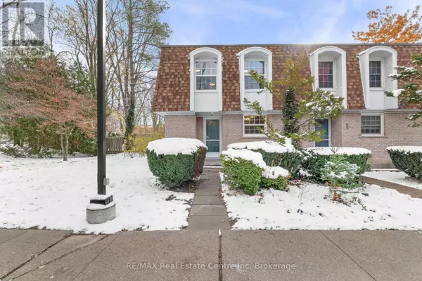 Guelph (dovercliffe Park/old University), ON N1G2K7,383 Edinburgh RD South ##1