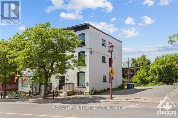 Ottawa, ON K1R6R6,883 SOMERSET STREET W