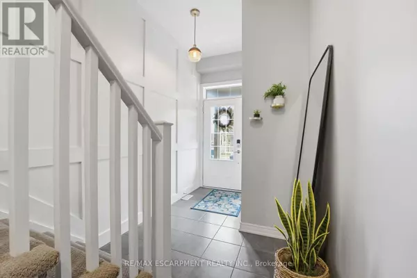 Hamilton (waterdown), ON L7R2G4,257 Parkside DR #17