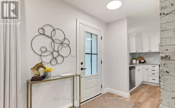 Kawartha Lakes (verulam), ON K0M1A0,3413 COUNTY RD 36 ROAD S