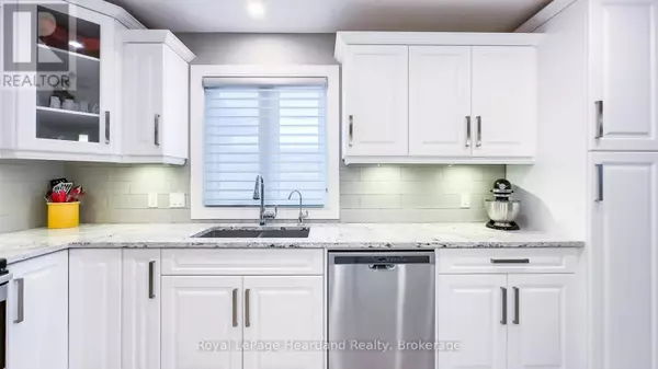 Ashfield-colborne-wawanosh (colborne), ON N7A0B2,5 WINDWARD WAY N