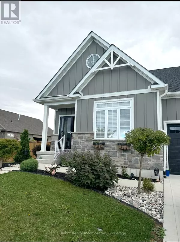 Lambton Shores (grand Bend), ON N0M1T0,18 TATTERSALL LANE