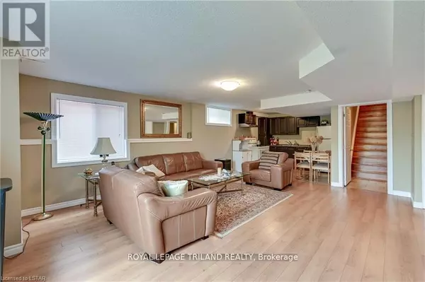 London South (south W), ON N6E0A4,LOWER LEVEL - 3004 DEVON ROAD