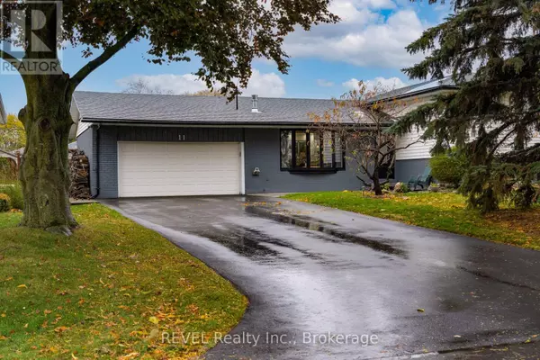 Fort Erie (central), ON L2A2Z5,11 LINDBERGH DRIVE