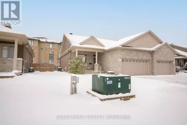 Ottawa, ON K2V0B9,247 SHINNY AVENUE