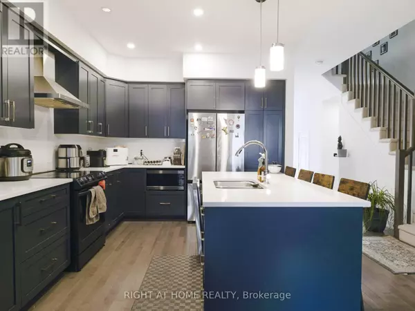 Ottawa, ON K1X0H8,149 WABIKON CRESCENT