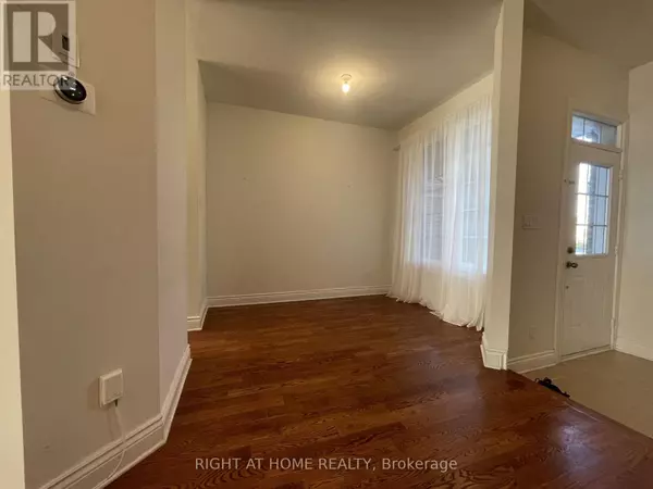 Arnprior, ON K7S0G5,28 DESMOND TRUDEAU DRIVE