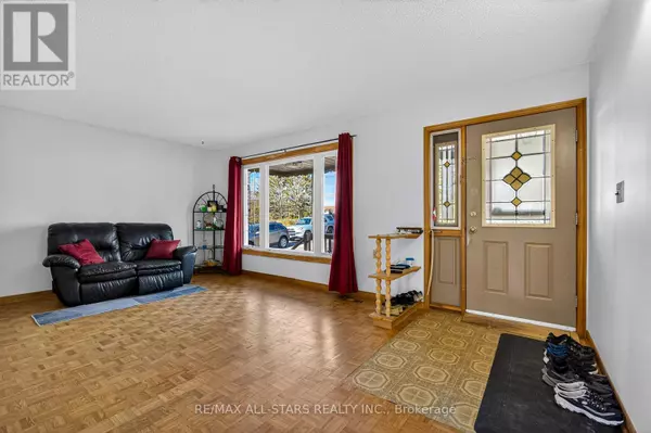 Kawartha Lakes (omemee), ON K0L2W0,150 KING STREET W