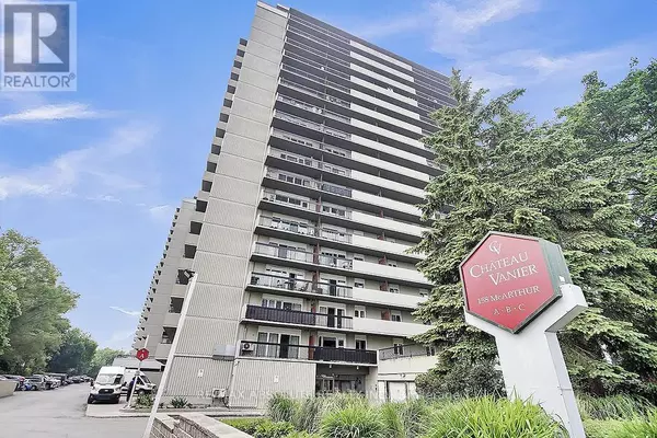 158A McArthur AVE #1607, Ottawa, ON K1L8E7