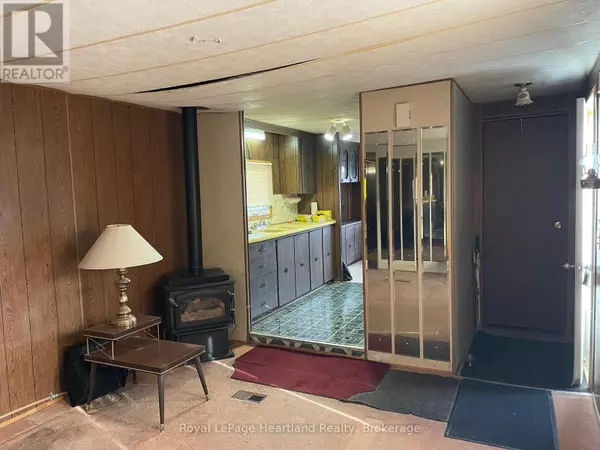 Ashfield-colborne-wawanosh (colborne), ON N7A3Y2,45 CHEROKEE LANE