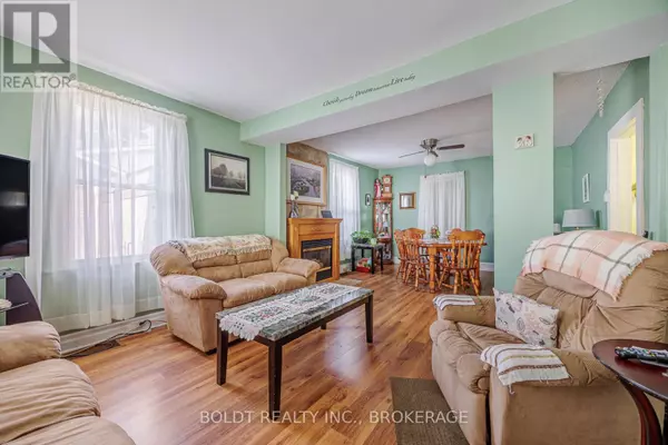 Thorold (thorold Downtown), ON L2V2E6,66 CHAPEL STREET N