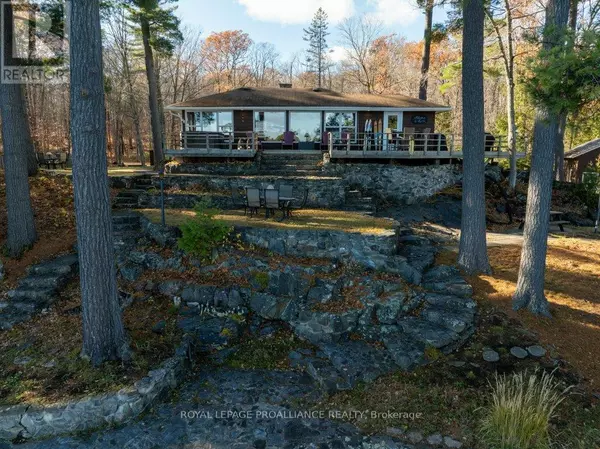 Frontenac (frontenac North), ON K0H1K0,1022 FOSTERS LANE