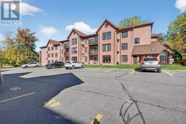 11 Centre ST South #103, Greater Napanee (greater Napanee), ON K7R3X3