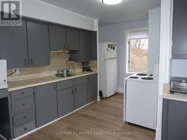 South Dundas, ON K0E1K0,24 BROUSE DRIVE