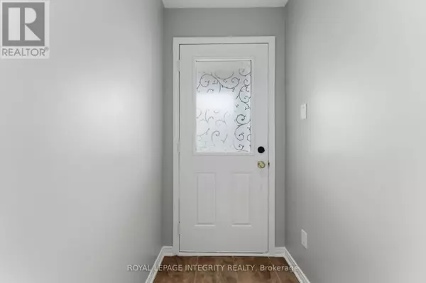 Ottawa, ON K2E0A6,314 Tivoli Private #13