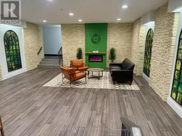 Guelph (willow West/sugarbush/west Acres), ON N1H7J6,89 Westwood RD #209