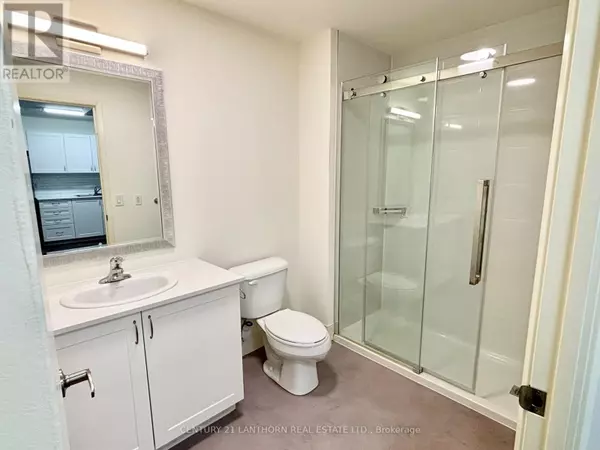 Belleville (belleville Ward), ON K8N2S9,135 Station ST #312