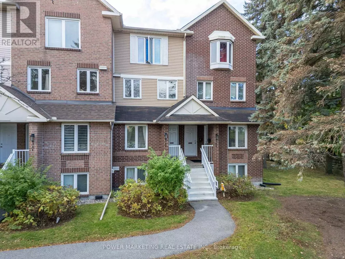 Ottawa, ON K1C6E9,6702 Jeanne D'arc BLVD North #B