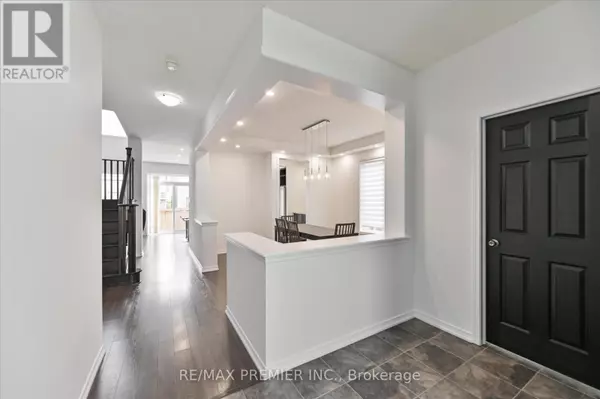 Hamilton (binbrook), ON L0R1C0,75 COOK STREET