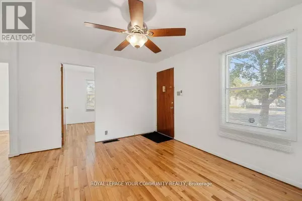 Ottawa, ON K1Z6A3,967 MERIVALE ROAD