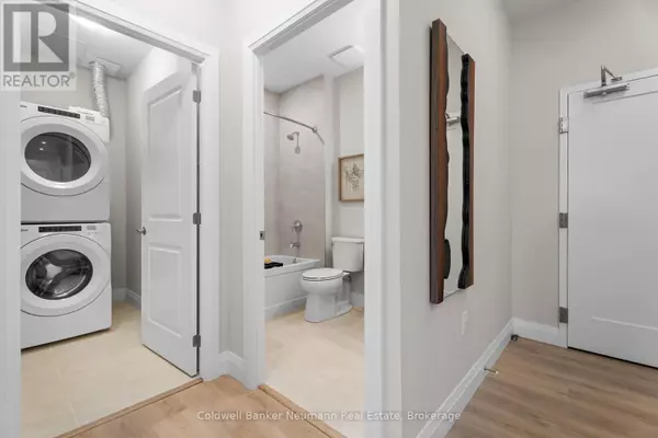 Guelph (pineridge/westminster Woods), ON N1K0P6,1882 Gordon ST #315