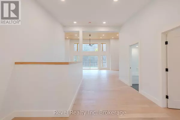 Mattawan, ON P0H1V0,52 LAURENTIAN CRESCENT