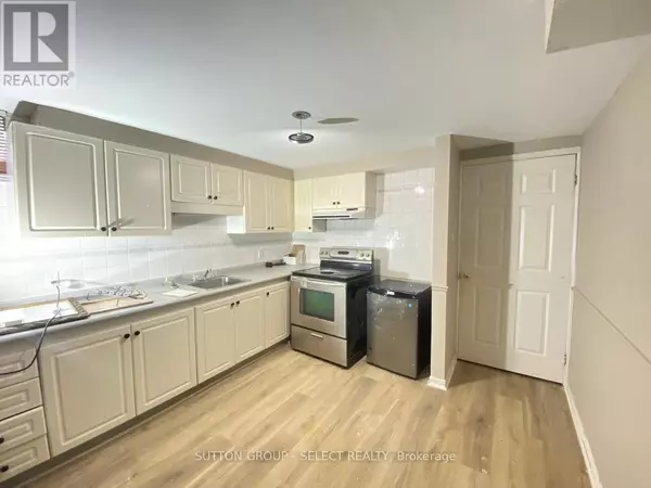 126 St Bees CT #Lower, London North (north A), ON N6G4C1