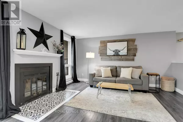 Ottawa, ON K2J2K4,20 Sweetbriar CIR ##6