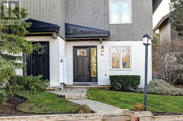 Blue Mountains, ON L9Y0L5,104 Kellie's WAY #21