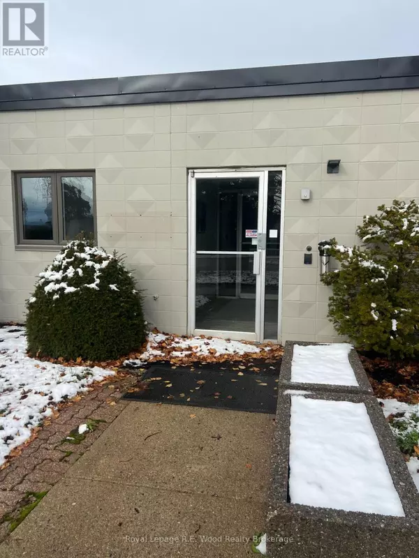 Tillsonburg, ON N4G2P9,100 Townline RD #H