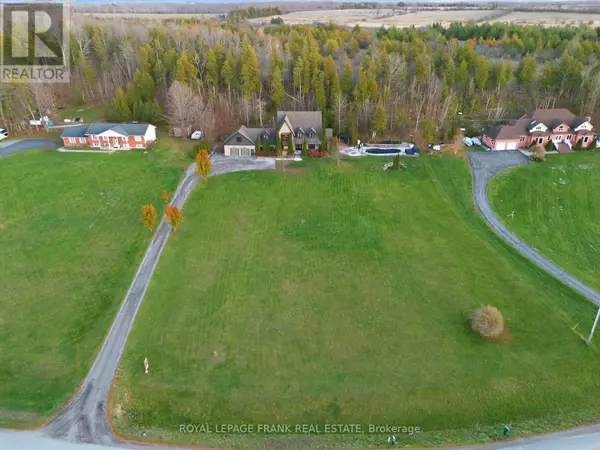 Kawartha Lakes (fenelon), ON K9V4R6,300 SNUG HARBOUR ROAD